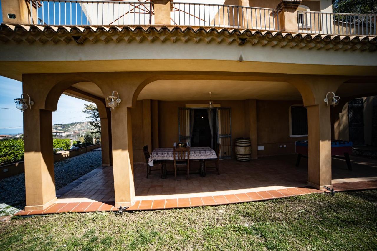 Villa Con Piscina Privata A 2 Kilometri Da Tropea Gasponi Exterior photo